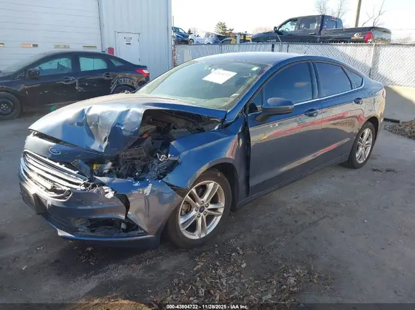 3FA6P0LU6JR272595 2018 FORD FUSION - Image 2
