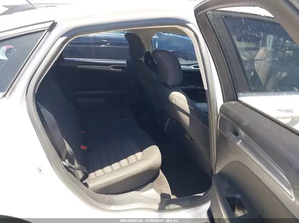 3FA6P0LU6JR274413 2018 FORD FUSION - Image 8