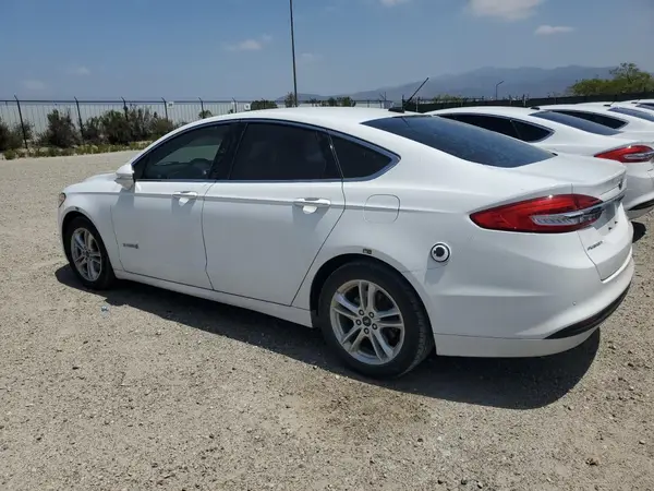 3FA6P0LU6JR281863 2018 FORD FUSION - Image 2