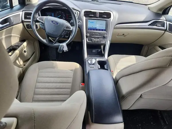 3FA6P0LU6KR100603 2019 FORD FUSION - Image 8