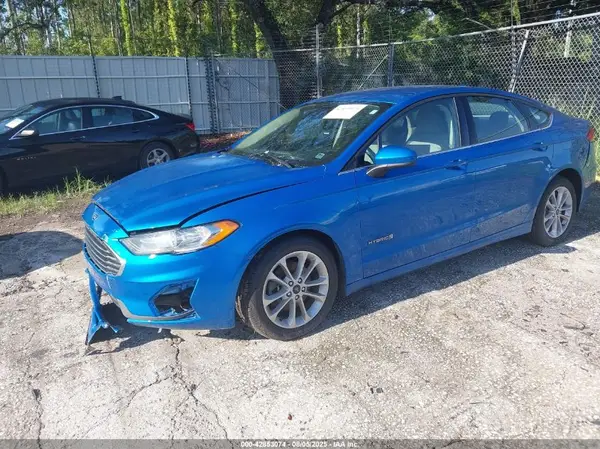3FA6P0LU6KR100617 2019 FORD FUSION - Image 2