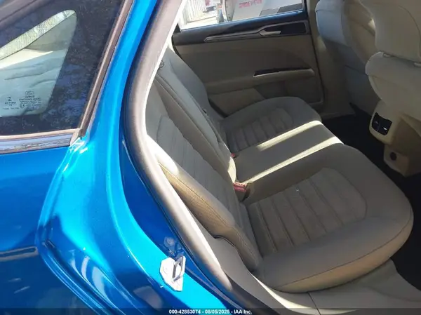 3FA6P0LU6KR100617 2019 FORD FUSION - Image 8