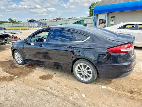 3FA6P0LU6KR119572 2019 FORD FUSION - Image 2