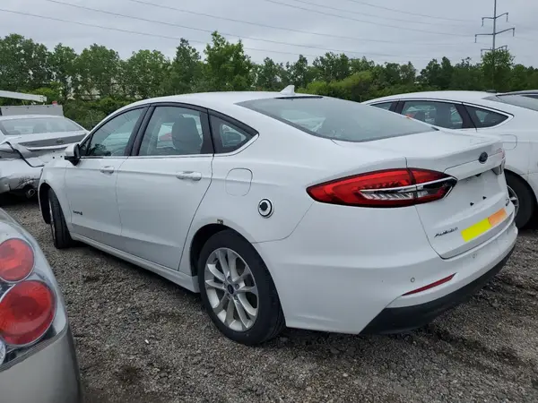 3FA6P0LU6KR124805 2019 FORD FUSION - Image 2