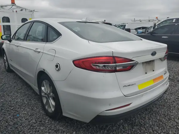 3FA6P0LU6KR124920 2019 FORD FUSION - Image 2