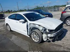 3FA6P0LU6KR137635 2019 FORD FUSION