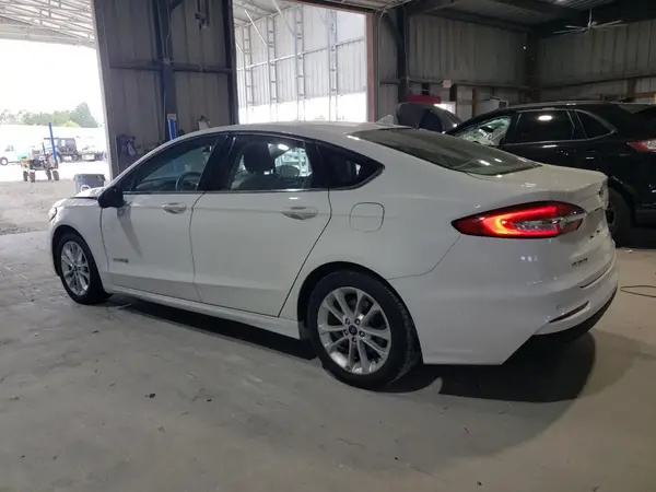 3FA6P0LU6KR143953 2019 FORD FUSION - Image 2