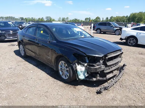 3FA6P0LU6KR157027 2019 FORD FUSION - Image 1