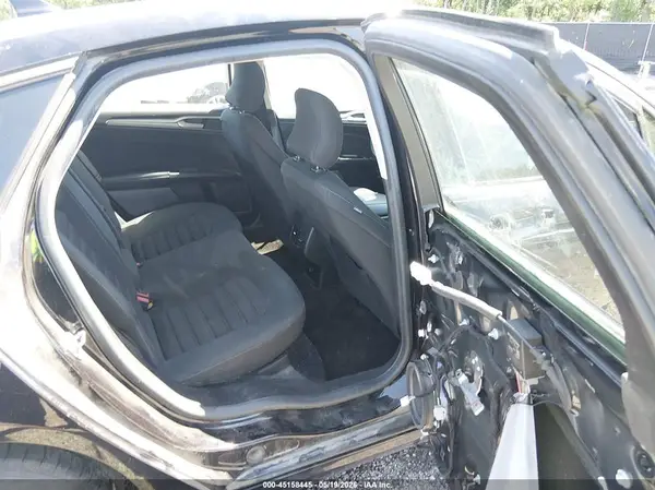 3FA6P0LU6KR157027 2019 FORD FUSION - Image 8