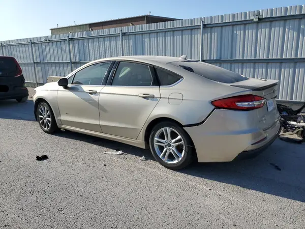 3FA6P0LU6KR172658 2019 FORD FUSION - Image 2
