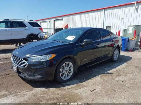 3FA6P0LU6KR172675 2019 FORD FUSION - Image 2