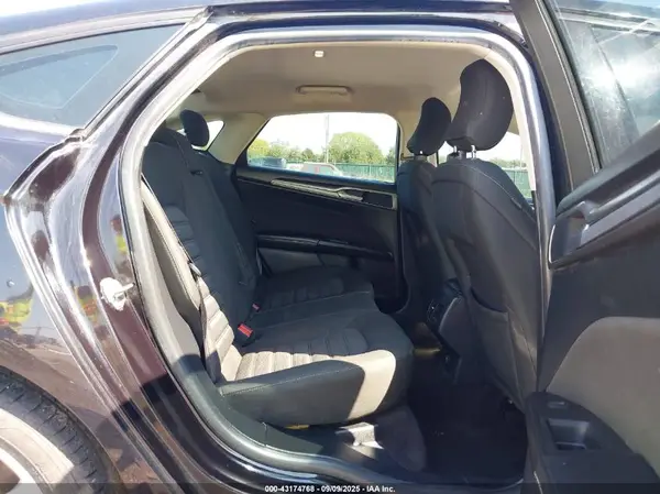 3FA6P0LU6KR172675 2019 FORD FUSION - Image 8