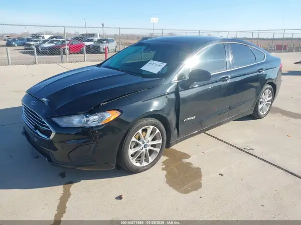 3FA6P0LU6KR182915 2019 FORD FUSION - Image 2
