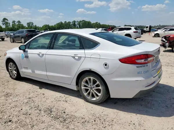 3FA6P0LU6KR184065 2019 FORD FUSION - Image 2