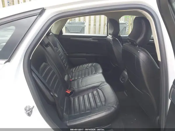 3FA6P0LU6KR191789 2019 FORD FUSION - Image 8