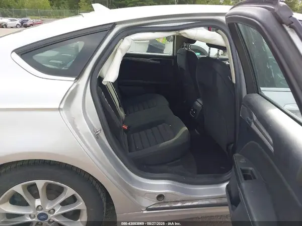 3FA6P0LU6KR192781 2019 FORD FUSION - Image 8