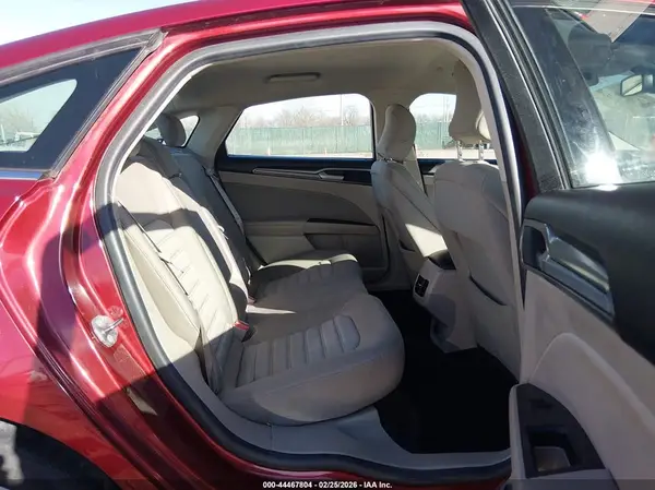 3FA6P0LU6KR207134 2019 FORD FUSION - Image 8