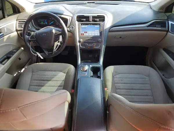 3FA6P0LU6KR240909 2019 FORD FUSION - Image 8