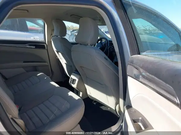 3FA6P0LU6KR241350 2019 FORD FUSION - Image 8