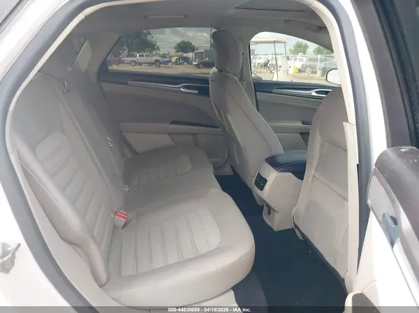 3FA6P0LU6KR243731 2019 FORD FUSION - Image 8
