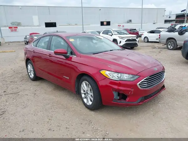 3FA6P0LU6KR257130 2019 FORD FUSION - Image 1