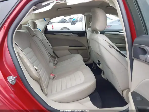 3FA6P0LU6KR257130 2019 FORD FUSION - Image 8