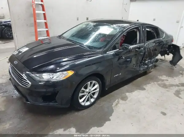 3FA6P0LU6KR263087 2019 FORD FUSION - Image 2