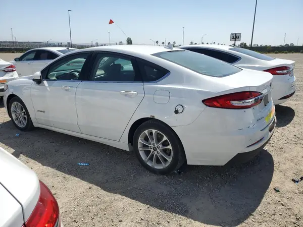 3FA6P0LU6KR263977 2019 FORD FUSION - Image 2