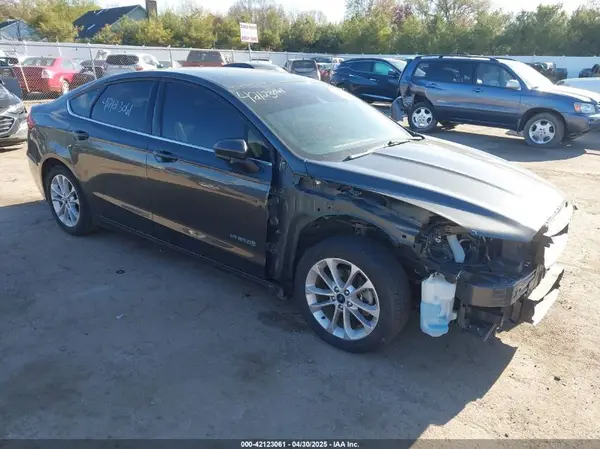 3FA6P0LU6KR264045 2019 FORD FUSION - Image 1