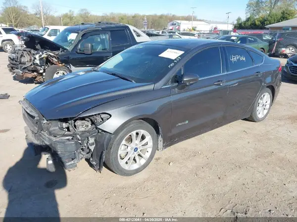 3FA6P0LU6KR264045 2019 FORD FUSION - Image 2
