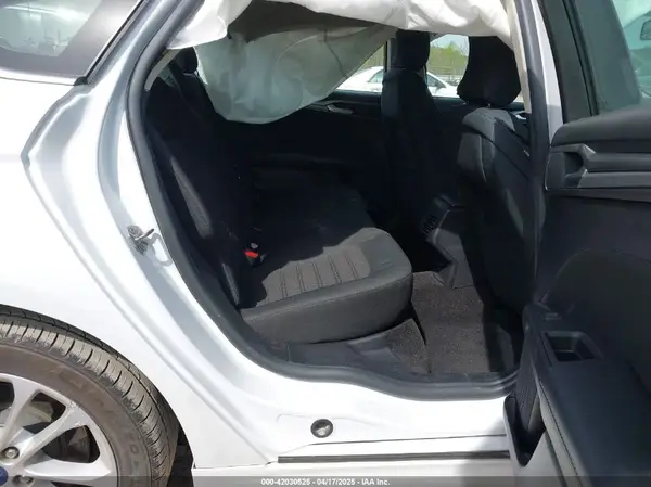 3FA6P0LU6KR267365 2019 FORD FUSION - Image 8