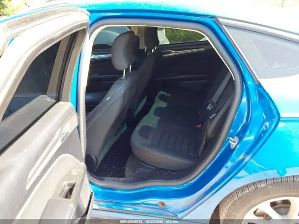 3FA6P0LU6KR272372 2019 FORD FUSION - Image 8