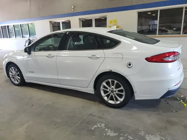 3FA6P0LU6KR284957 2019 FORD FUSION - Image 2