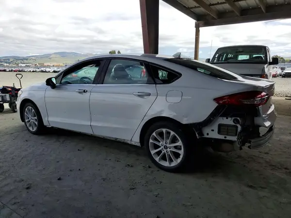 3FA6P0LU6LR171947 2020 FORD FUSION - Image 2