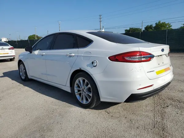 3FA6P0LU6LR204557 2020 FORD FUSION - Image 2