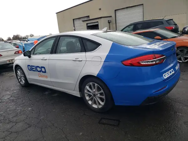 3FA6P0LU6LR213999 2020 FORD FUSION - Image 2