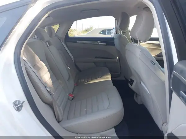 3FA6P0LU6LR214523 2020 FORD FUSION - Image 8