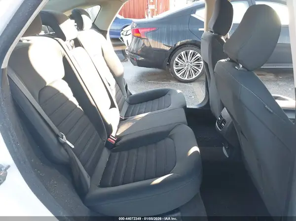 3FA6P0LU6LR251409 2020 FORD FUSION - Image 8