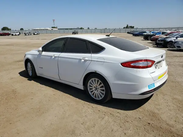 3FA6P0LU7GR203777 2016 FORD FUSION - Image 2