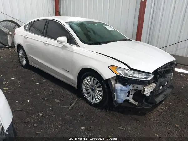 3FA6P0LU7GR337253 2016 FORD FUSION - Image 1