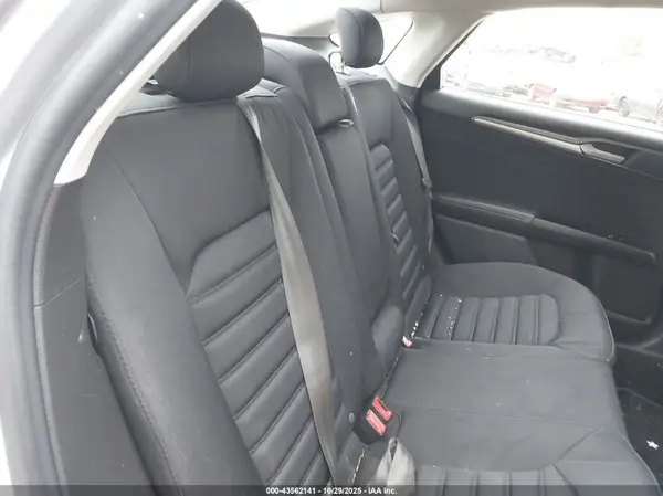 3FA6P0LU7GR406135 2016 FORD FUSION - Image 8