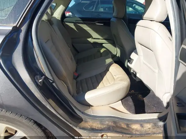 3FA6P0LU7HR103261 2017 FORD FUSION - Image 8