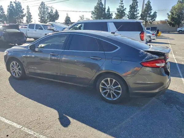 3FA6P0LU7HR141976 2017 FORD FUSION - Image 2