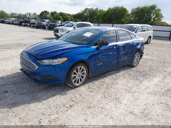 3FA6P0LU7HR143842 2017 FORD FUSION - Image 2