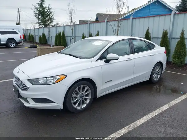 3FA6P0LU7HR149687 2017 FORD FUSION - Image 2
