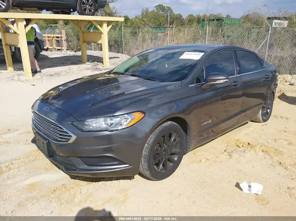 3FA6P0LU7HR172189 2017 FORD FUSION - Image 2