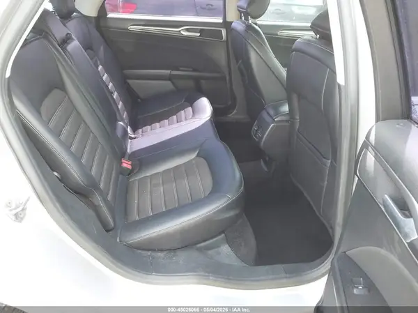 3FA6P0LU7HR232732 2017 FORD FUSION - Image 8