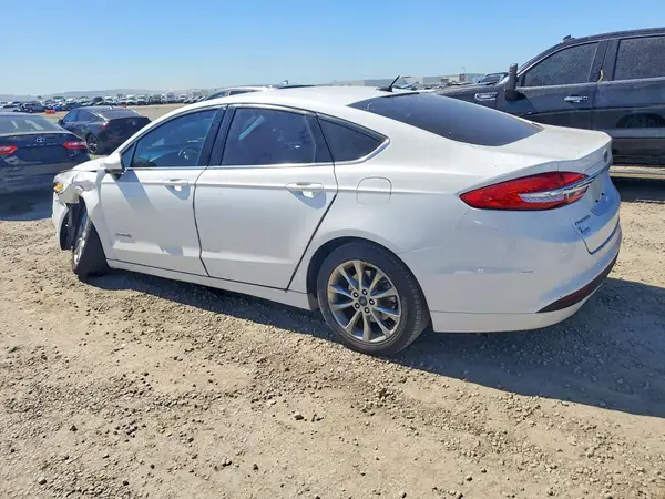 3FA6P0LU7HR238580 2017 FORD FUSION - Image 2