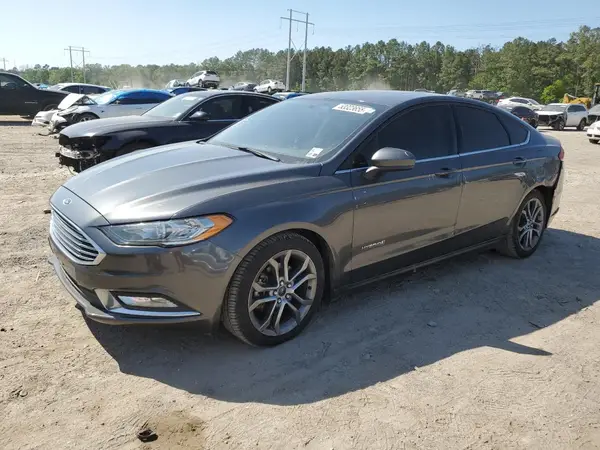3FA6P0LU7HR258425 2017 FORD FUSION - Image 1