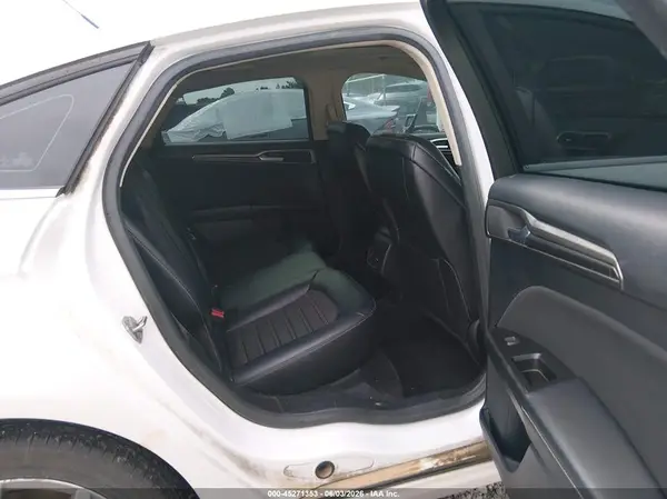 3FA6P0LU7HR258487 2017 FORD FUSION - Image 8